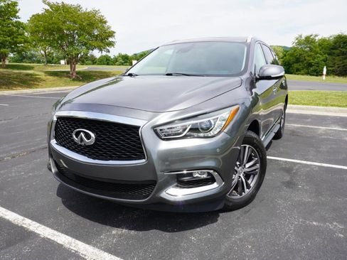 Used 2019 INFINITI QX60 Luxe w/ Essential Package AWD/4WD image 5