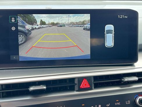 Certified 2025 Kia Sorento S AWD/4WD image 20