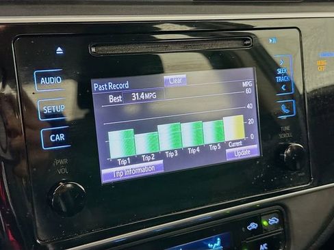 Used 2019 Toyota Corolla LE image 15