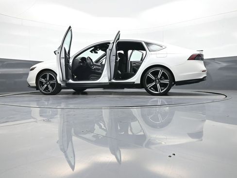 Certified 2023 Honda Accord Sport image 48