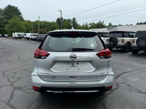 Used 2019 Nissan Rogue S AWD/4WD image 4