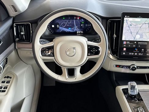 New 2026 Volvo XC90 T8 Ultra w/ Protection Package Premier image 13