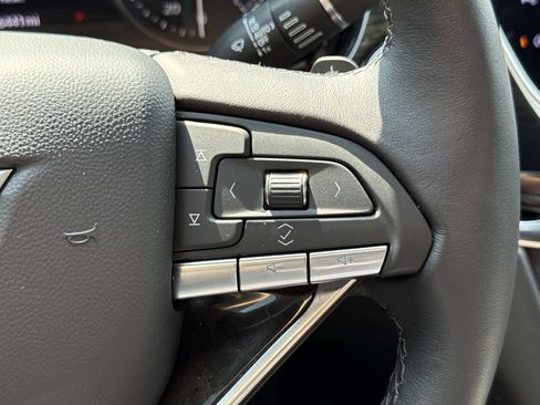 Used 2024 Cadillac XT6 Premium Luxury w/ Technology Package FWD image 37