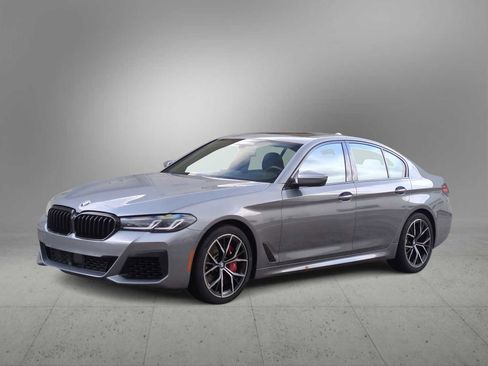 Certified 2023 BMW 540i xDrive w/ M Sport Package image 4