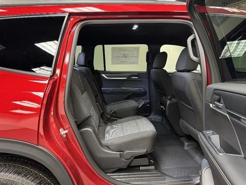 New 2026 GMC Acadia Elevation w/ LPO, Floor Liner Package AWD/4WD image 14