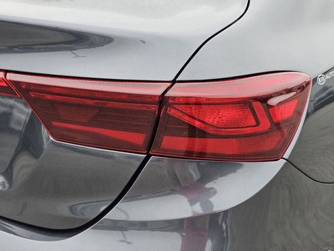 Used 2020 Kia Forte LXS image 9