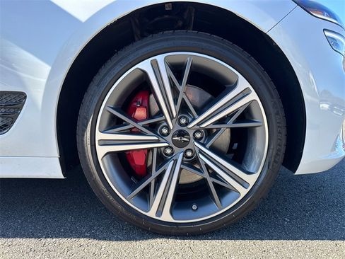 Used 2025 Genesis G70 2.5T w/ Sport Prestige Package image 12
