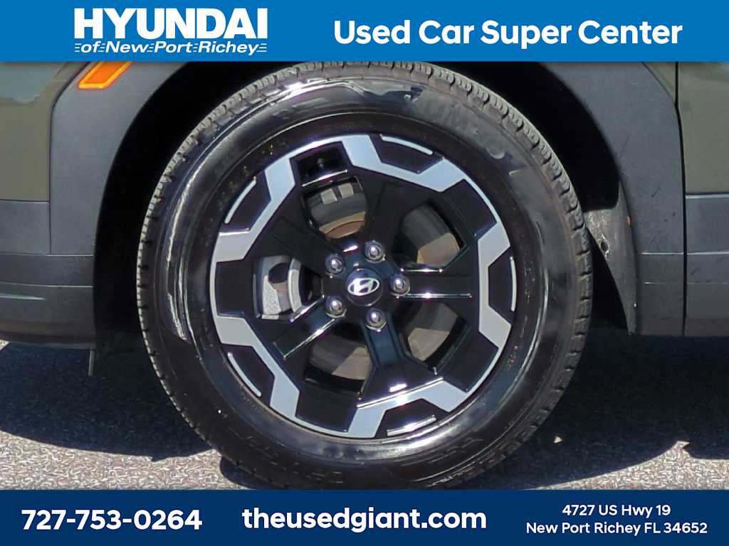 Used 2025 Hyundai Santa Fe SEL FWD image 10