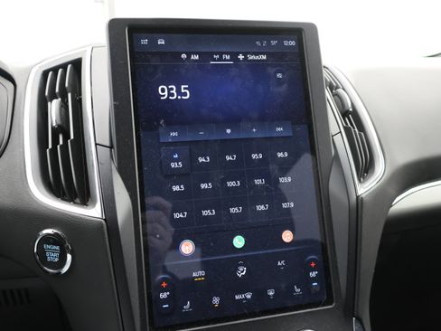 Used 2023 Ford Edge ST image 50