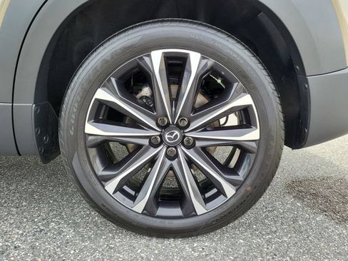 Certified 2025 MAZDA CX-50 2.5 Turbo w/ Premium Plus Pkg AWD/4WD image 5