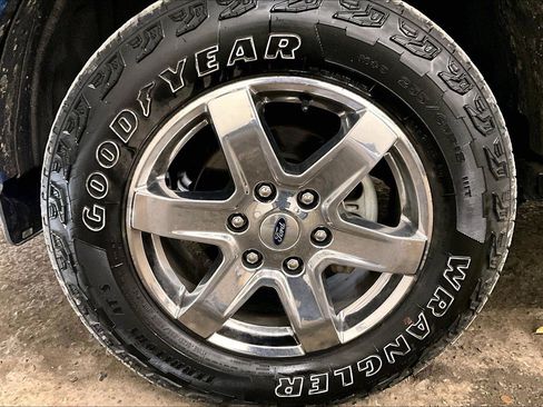 Used 2024 Ford Ranger Lariat w/ FX4 Off-Road Package image 8