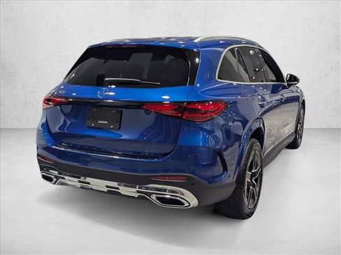 New 2026 Mercedes-Benz GLC 300 image 2