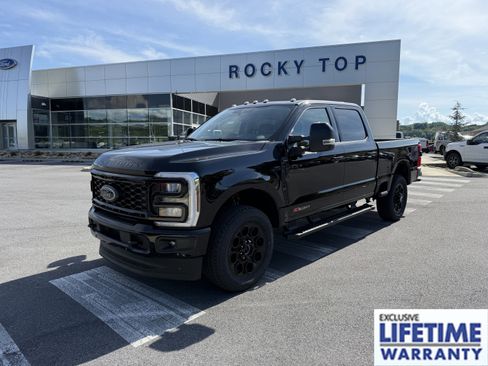 New 2026 Ford F350 Lariat w/ Black Appearance Package AWD/4WD image 1