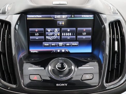 Used 2013 Ford C-MAX SEL FWD image 24
