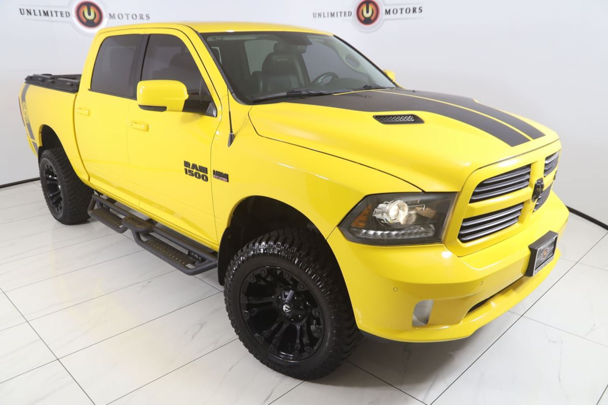 Used 2016 RAM 1500 Sport w/ Stinger Yellow Sport Package AWD/4WD image 17