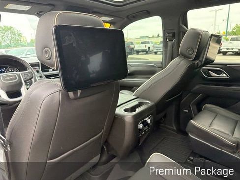 Used 2021 GMC Yukon SLT w/ SLT Premium Package AWD/4WD image 22