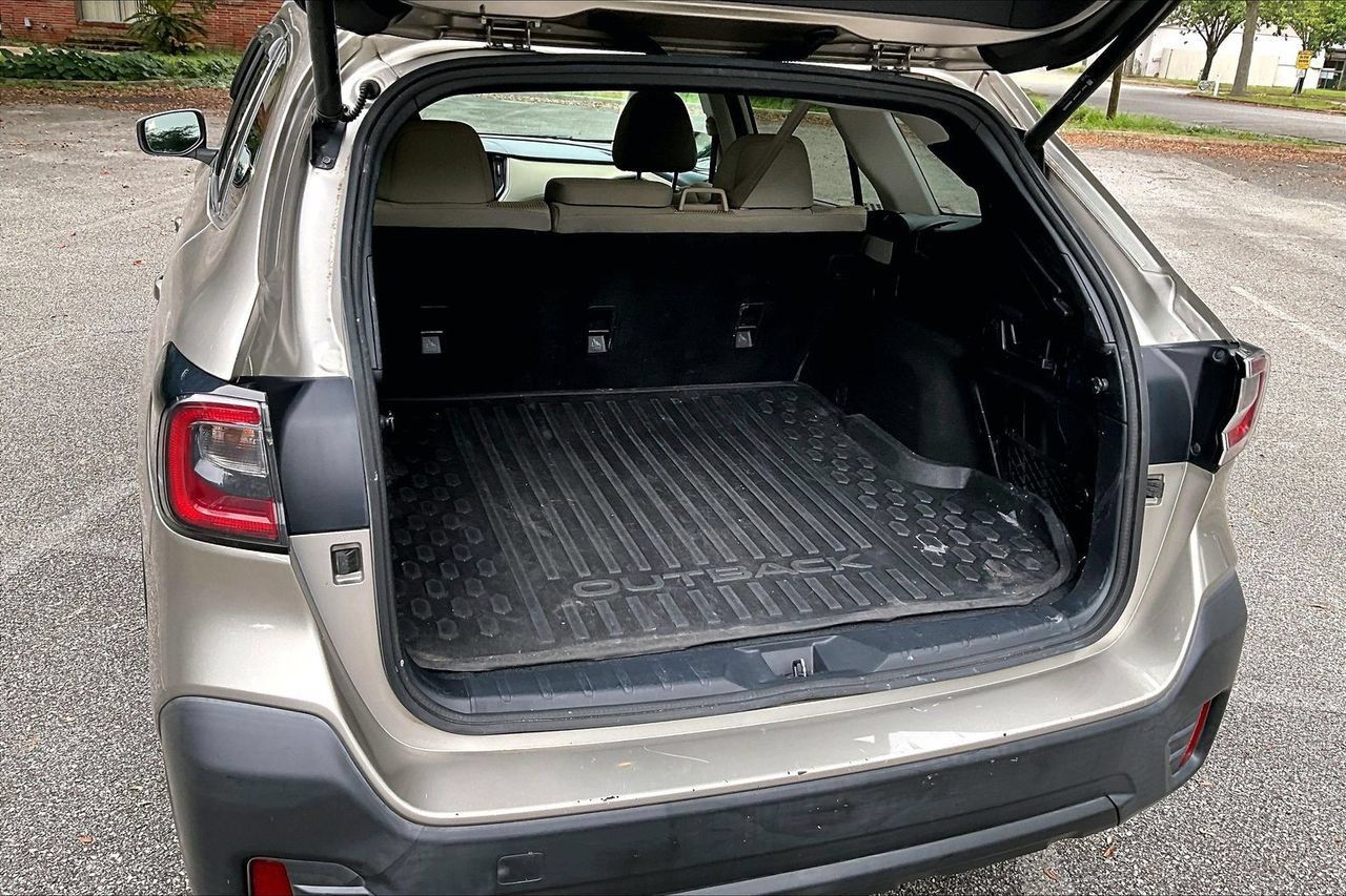 Used 2020 Subaru Outback Premium AWD/4WD image 36