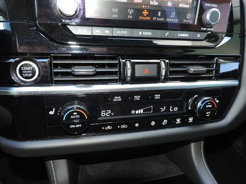 Used 2022 Nissan Pathfinder SV w/ Cargo Package FWD image 20