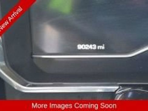 Used 2022 Chevrolet Silverado 1500 LT RWD image 12