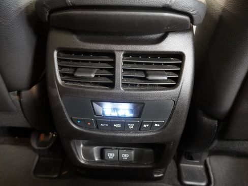 Used 2018 Acura MDX 3.5L 4D Sport Utility image 33