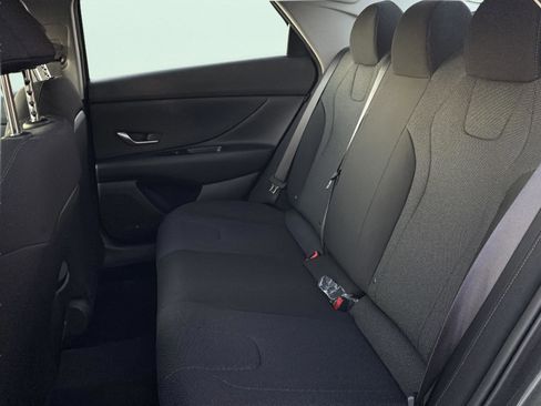 New 2026 Hyundai Elantra SE image 19