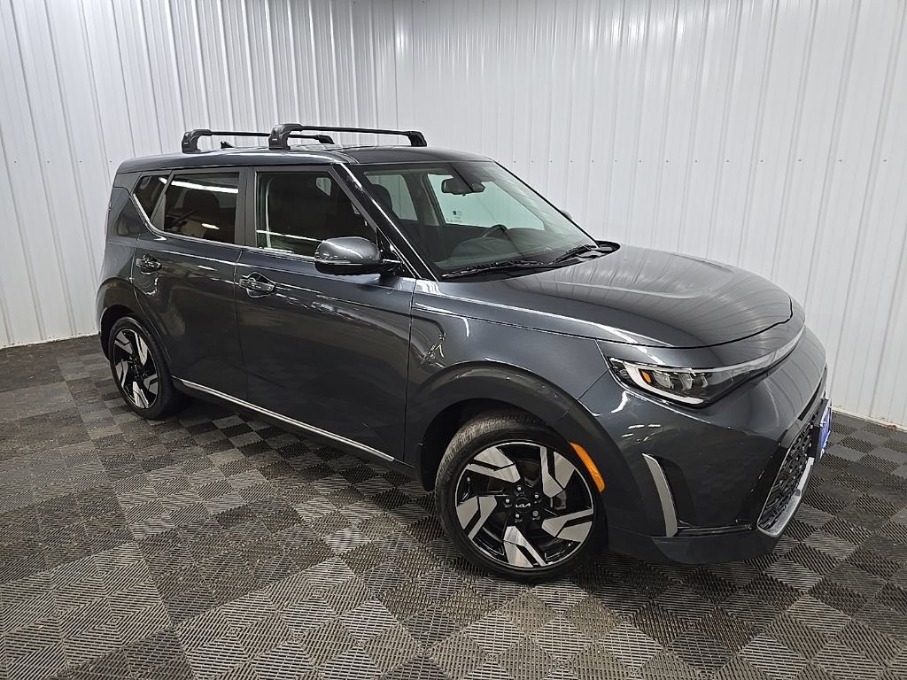 Used 2025 Kia Soul GT-Line w/ GT-Line Technology Package FWD image 7