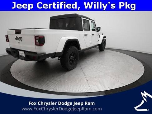 Certified 2021 Jeep Gladiator Willys image 34
