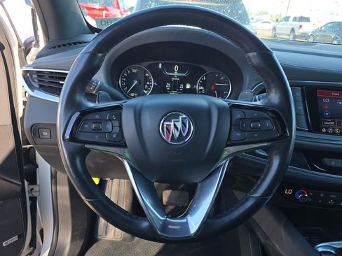 Used 2024 Buick Enclave Premium AWD/4WD image 3