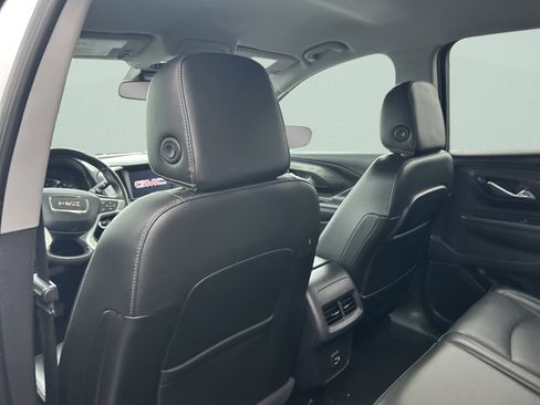 Used 2022 GMC Terrain SLT image 16