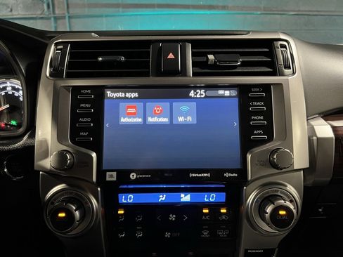 Used 2023 Toyota 4Runner Limited image 27