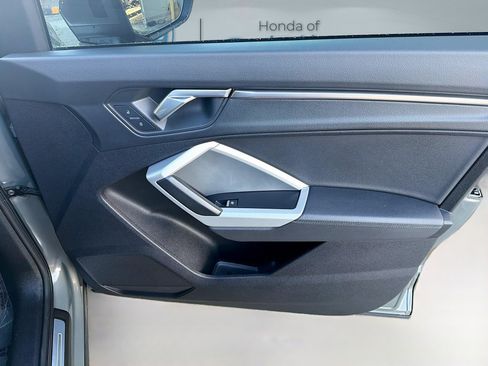 Used 2024 Audi Q3 2.0T Premium image 33