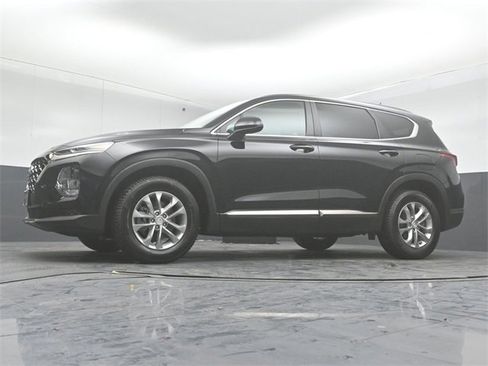 Used 2019 Hyundai Santa Fe SE image 39