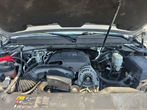 Used 2014 Chevrolet Tahoe LT RWD image 10