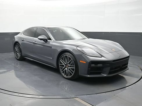 Certified 2025 Porsche Panamera 4 AWD/4WD image 25