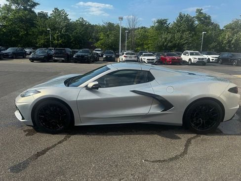 Used 2023 Chevrolet Corvette Stingray Preferred Conv w/ 2LT RWD image 2