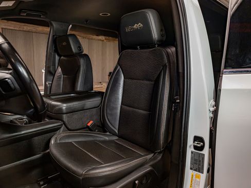 Used 2021 Chevrolet Tahoe High Country image 20