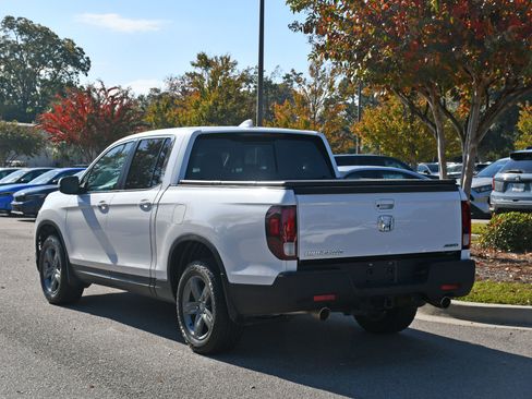 Certified 2023 Honda Ridgeline RTL image 3