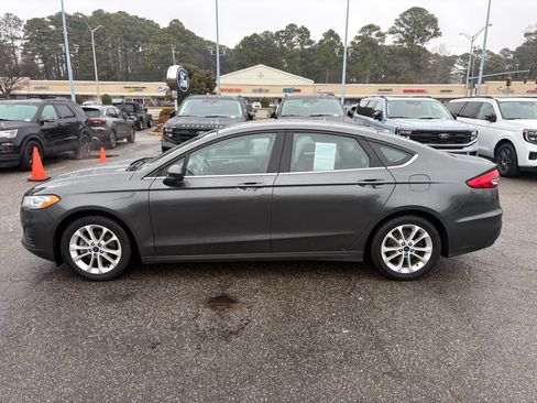 Used 2020 Ford Fusion SE image 8