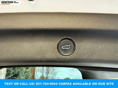 Used 2022 Tesla Model Y Long Range image 29