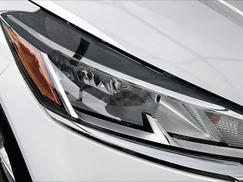 Certified 2024 Nissan Kicks S image 26