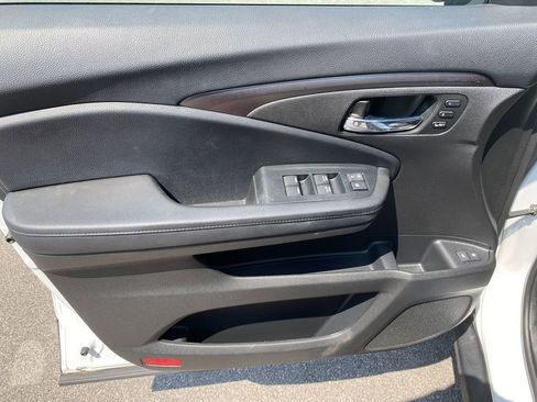 Used 2022 Honda Pilot Special Edition image 11