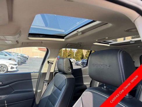 Used 2021 GMC Acadia Denali w/ Denali Ultimate Package image 15