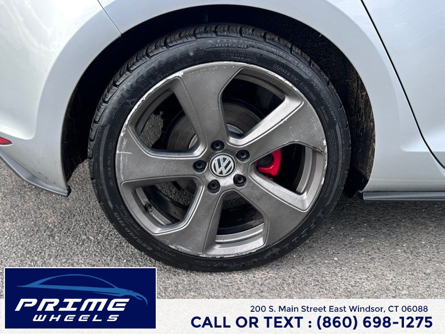Used 2015 Volkswagen GTI SE w/ Lighting Package (SEL) FWD image 25