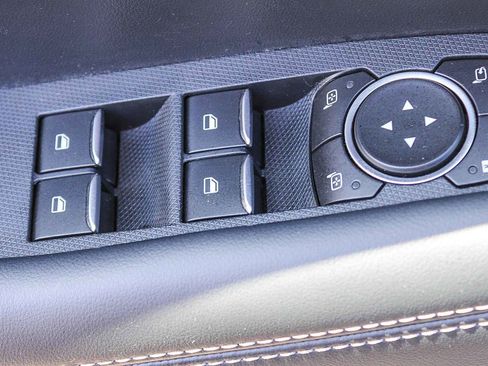 Used 2021 Ford Mustang Mach-E Premium image 20