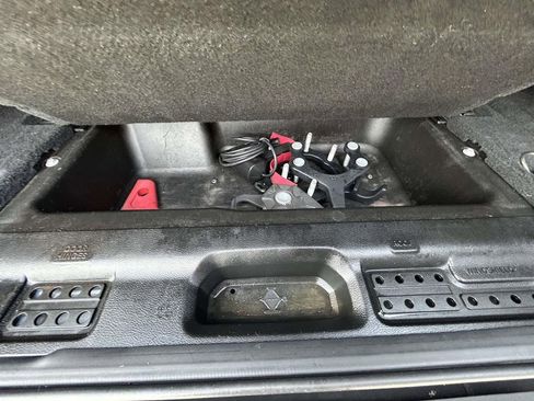 Used 2020 Jeep Wrangler Sport AWD/4WD image 14