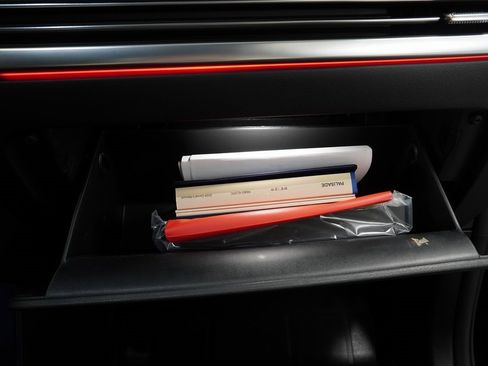 Used 2024 Hyundai Palisade Calligraphy image 39