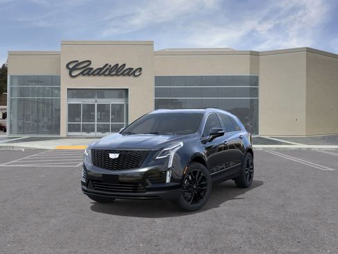 New 2026 Cadillac XT5 Luxury w/ LPO, ONYX Package image 8