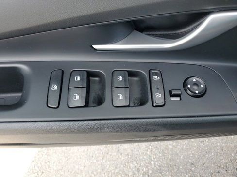 Certified 2023 Hyundai Elantra SEL w/ Convenience Package image 15