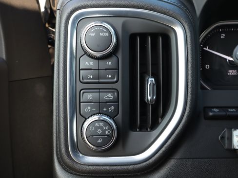 Used 2021 GMC Sierra 2500 Denali w/ Denali Ultimate Package image 23