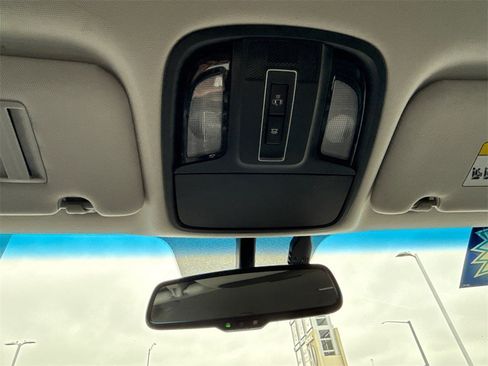 Used 2017 Kia Sorento LX w/ LX Convenience Package image 30